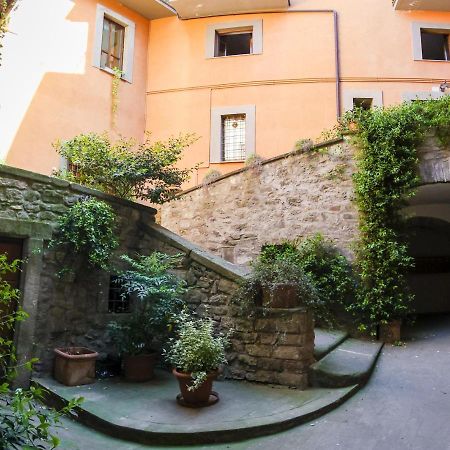 La Rosa Scarlatta Daire Viterbo Dış mekan fotoğraf
